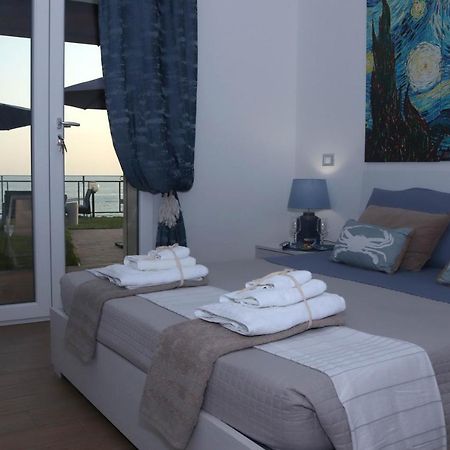 לינה וארוחת בוקר אנזיו Sunset House מראה חיצוני תמונה